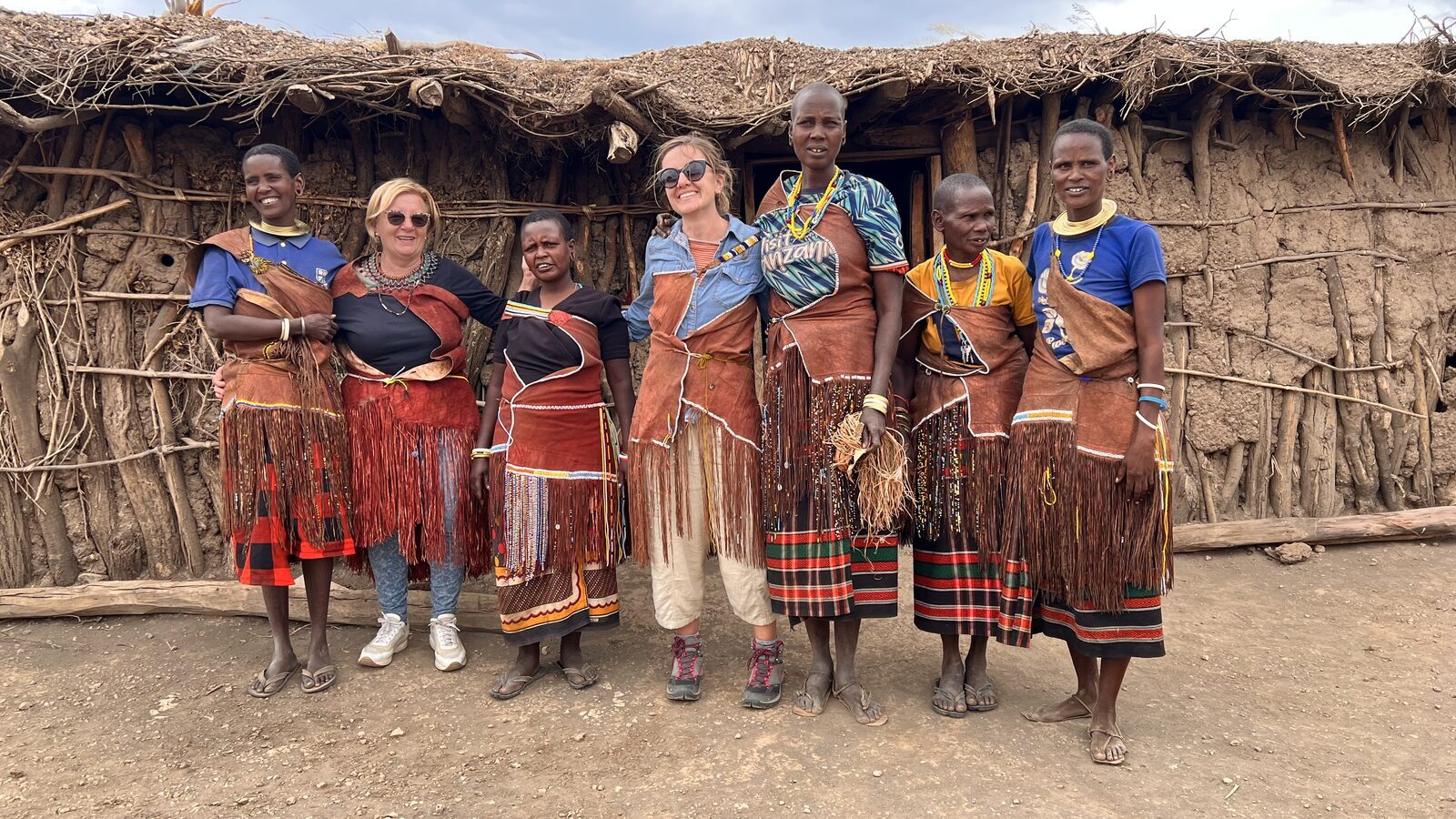 Travellers meeting a Maasai community